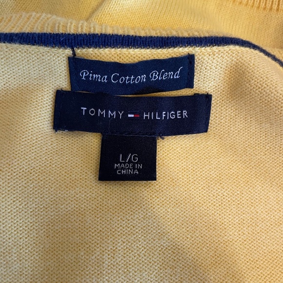 Tommy Hilfiger Pima Cotton Blend yellow v-neck long sleeve sweater size large - Picture 5 of 6